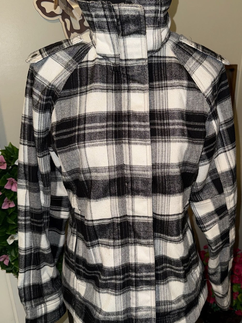 Women’s Black and white plaid, Columbia shacket or Omni Heat thermal shacket.